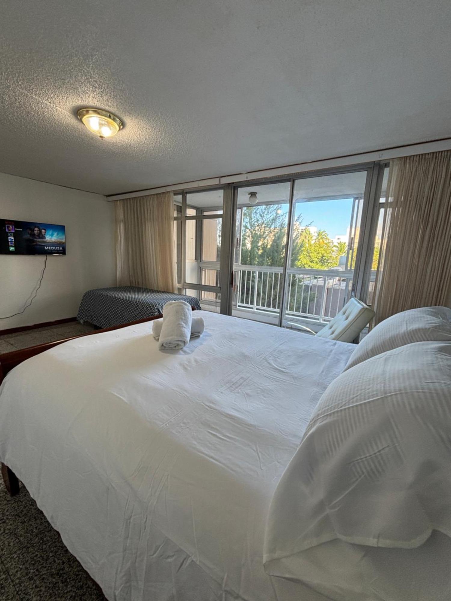 Downtown Beachfront Isla Verde Luxury Apartment San Juan Ngoại thất bức ảnh